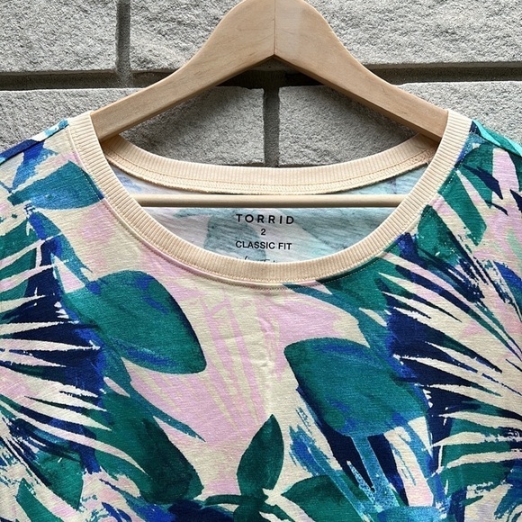 Torrid Vintage Tee- Super Soft Slub Palm Print 2 - Picture 8 of 11